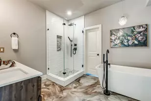 8618 San Leandro Dr, Dallas, TX 75218 - Photo 16