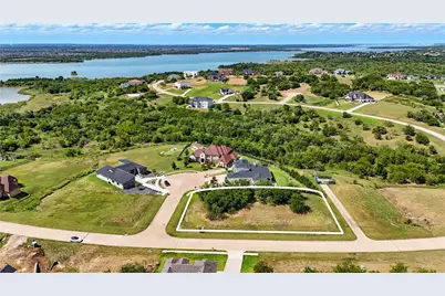 1104 Prosperity Court, Grand Prairie, TX 75104 - Photo 2