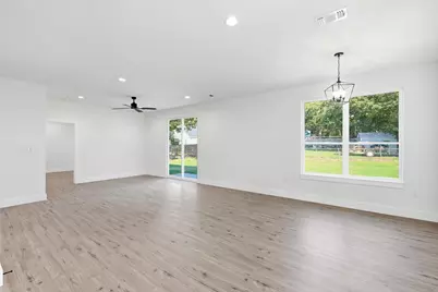 106 Clark Street, Whitesboro, TX 76273 - Photo 10