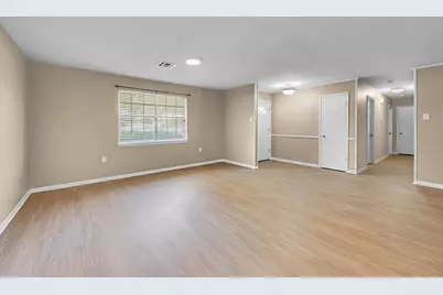 911 Fairway Road, Woodway, TX 76712 - Photo 6