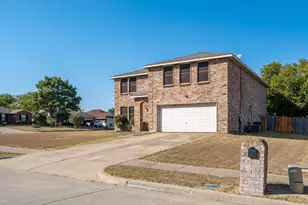 1200 McMillan Dr, Cedar Hill, TX 75104 - Photo 4