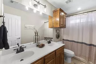 1017 Oak Hollow Ln, Seagoville, TX 75159 - Photo 22