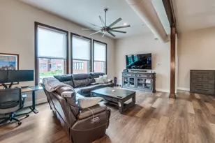 2502 Live Oak St, Dallas, TX 75204 - Photo 4