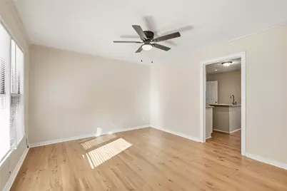 2625 Handley Drive, Fort Worth, TX 76112 - Photo 4