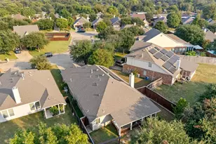 2844 Lacompte Dr, Dallas, TX 75227 - Photo 32