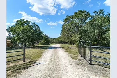 1699 Fm 3043, Bowie, TX 76230 - Photo 8