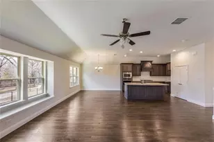 2437 Gramercy Park Dr, Flower Mound, TX 75028 - Photo 12