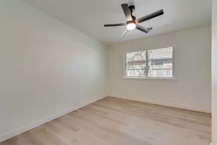 1104 Oaktree St, Denton, TX 76209 - Photo 16