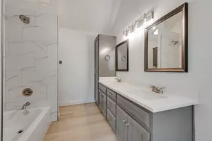 1104 Oaktree St, Denton, TX 76209 - Photo 12