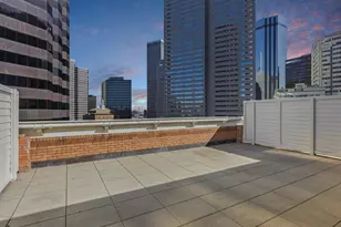 511 N Akard St, Dallas, TX 75201 - Photo 36