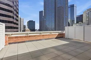 511 N Akard St, Dallas, TX 75201 - Photo 28