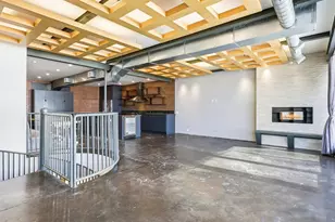 511 N Akard St, Dallas, TX 75201 - Photo 16