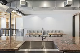 511 N Akard St, Dallas, TX 75201 - Photo 22