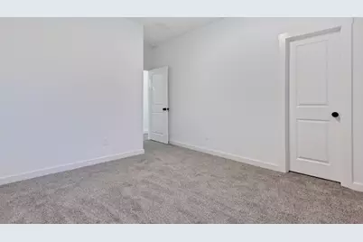 718 W Texas Street, Denison, TX 75020 - Photo 12