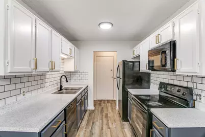 3600 Hulen Park Circle, Fort Worth, TX 76123 - Photo 6