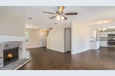 8732 Hunters Point Way, Fort Worth, TX 76123 - Photo 6