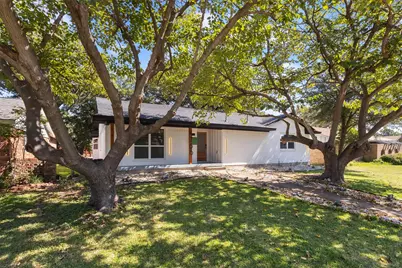 4766 Snow Drive, Mesquite, TX 75150 - Photo 2