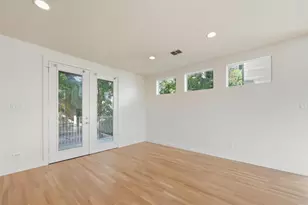 4915 Alcott St, Dallas, TX 75206 - Photo 8