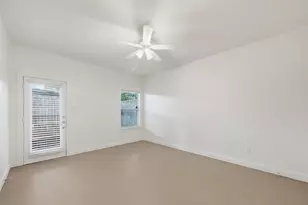 4915 Alcott St, Dallas, TX 75206 - Photo 18