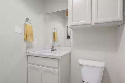 1915 S 7th Street, Waco, TX 76706 - Photo 20