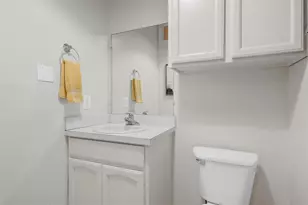 1915 S 7th St, Waco, TX 76706 - Photo 20