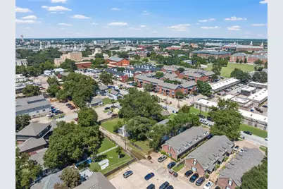 1915 S 7th Street, Waco, TX 76706 - Photo 40