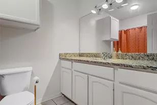 1915 S 7th St, Waco, TX 76706 - Photo 18