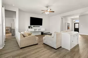 3724 Twin Pines Dr, Grand Prairie, TX 76065 - Photo 10