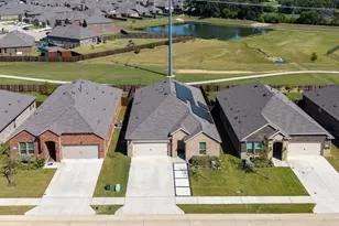 2818 Moccasin Ln, Aubrey, TX 76227 - Photo 36