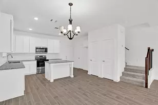 312 Oakbend Dr, Lewisville, TX 75067 - Photo 8