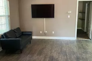 514 E Brockett St, Sherman, TX 75090 - Photo 4