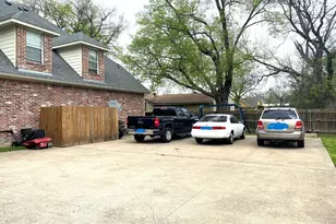 514 E Brockett St, Sherman, TX 75090 - Photo 16