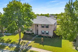 2905 Meadow Bluff Dr, Wylie, TX 75098 - Photo 4