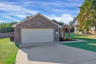 7202 Mistletoe Trail, Granbury, TX 76048 - Photo 4