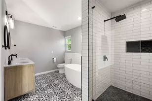 2728 Livingston Ave, Fort Worth, TX 76110 - Photo 4