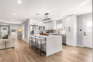 2728 Livingston Ave, Fort Worth, TX 76110 - Photo 2