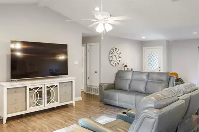 3011 Tanglewood Drive, Commerce, TX 75428 - Photo 6