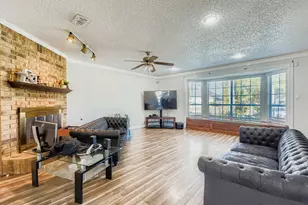 1102 Lexington Cir, DeSoto, TX 75115 - Photo 14