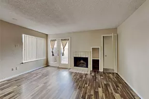 9811 Walnut St, Dallas, TX 75243 - Photo 6