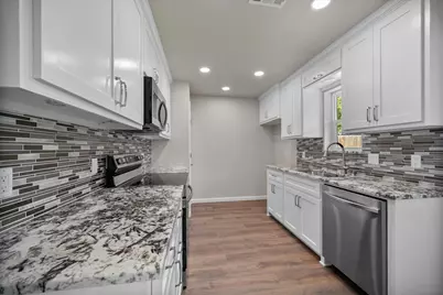 2700 Shady Grove Drive, Bedford, TX 76021 - Photo 4