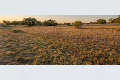 109 Gilmore Court, Lipan, TX 76462 - Photo 24