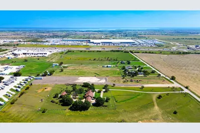 3326 W Lois Road, Sanger, TX 76266 - Photo 8