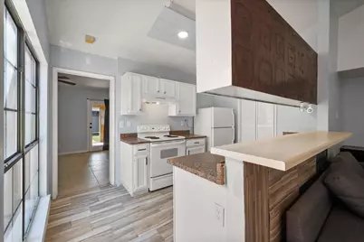 621 Stonehenge Drive, Grand Prairie, TX 75052 - Photo 24