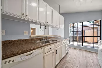 621 Stonehenge Drive, Grand Prairie, TX 75052 - Photo 24