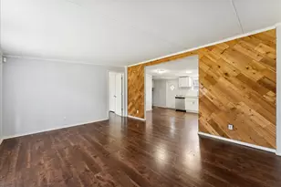 107 Hidden View Ct, Springtown, TX 76082 - Photo 8