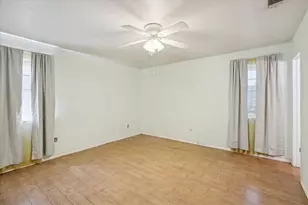 1113 2nd St, Grand Prairie, TX 75051 - Photo 24