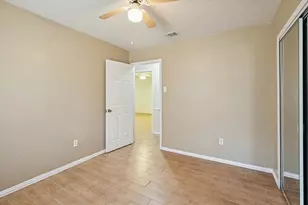1113 2nd St, Grand Prairie, TX 75051 - Photo 18
