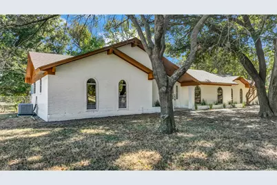 11001 Oak Grove Road S, Burleson, TX 76028 - Photo 2