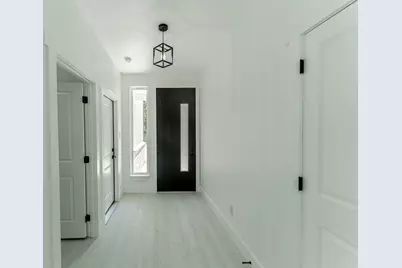 212 Beckham Street W, Sulphur Springs, TX 75482 - Photo 8