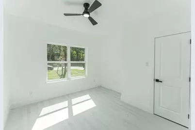 212 Beckham Street W, Sulphur Springs, TX 75482 - Photo 10